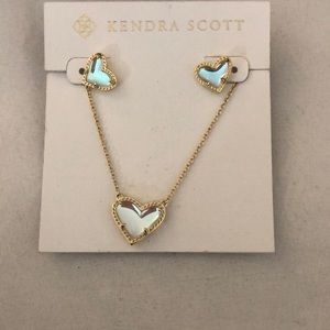 Kendra Scott set